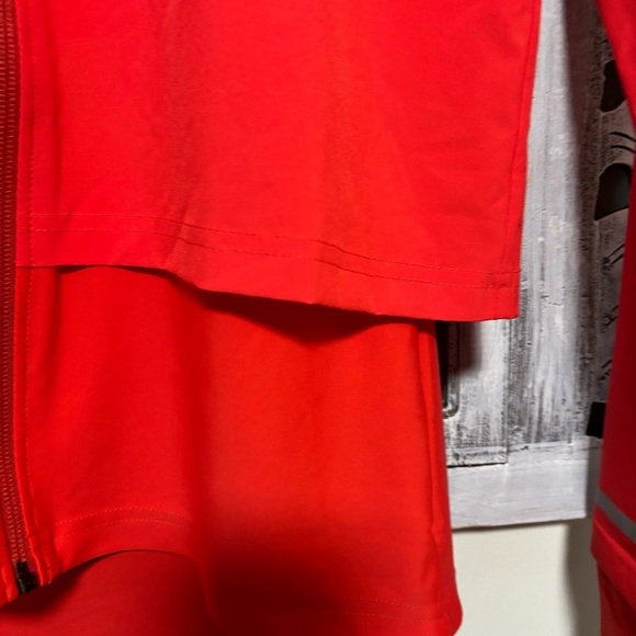 Sweaty Betty Fast Track Full Zip Through  Pentas Red Hoodie Running Jacket NWOT - Picture 8 of 12